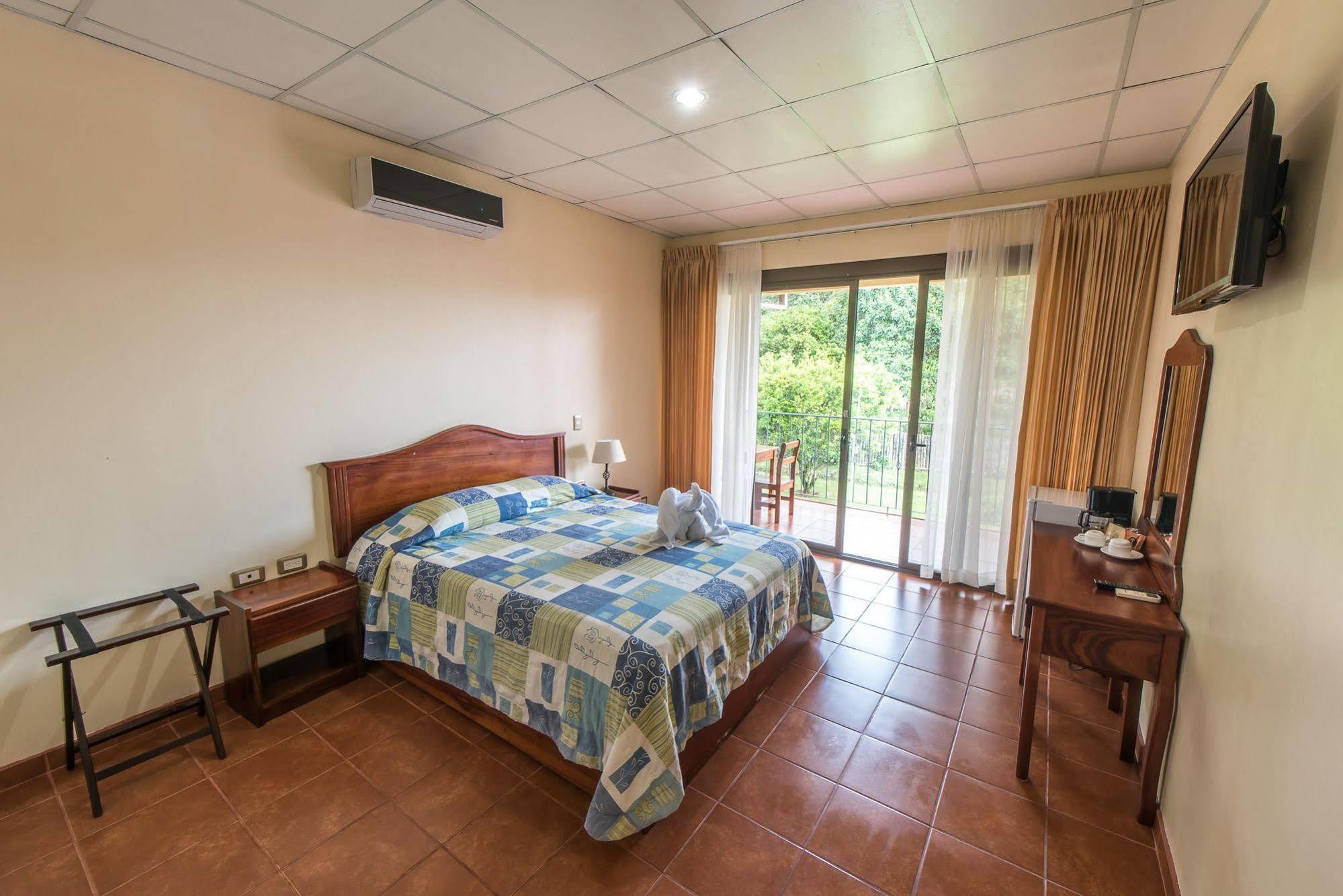 Hotel Monte Real La Fortuna ภายนอก รูปภาพ